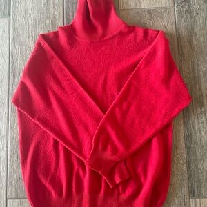 Cashmere.Elegant Red Turtleneck Sweater